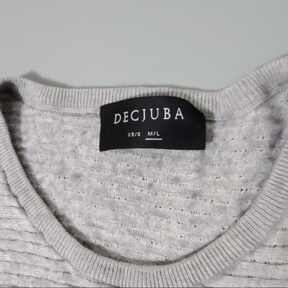 Decjuba Grey Batwing Long Sleeved Top - Picture 6 of 6